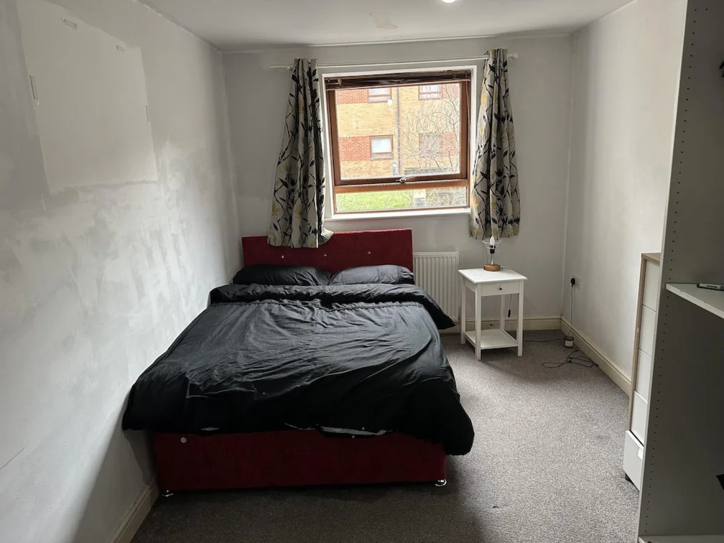 Immaculate 2-bed Apartment in Greenhithe