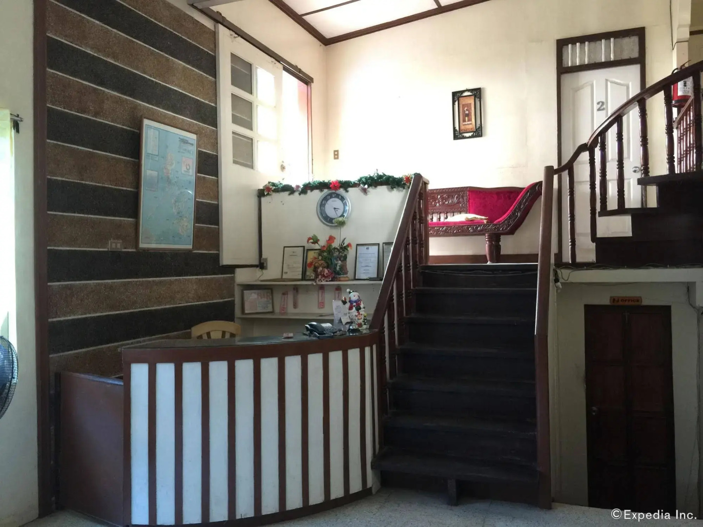 Casa Rey Francis Pension House