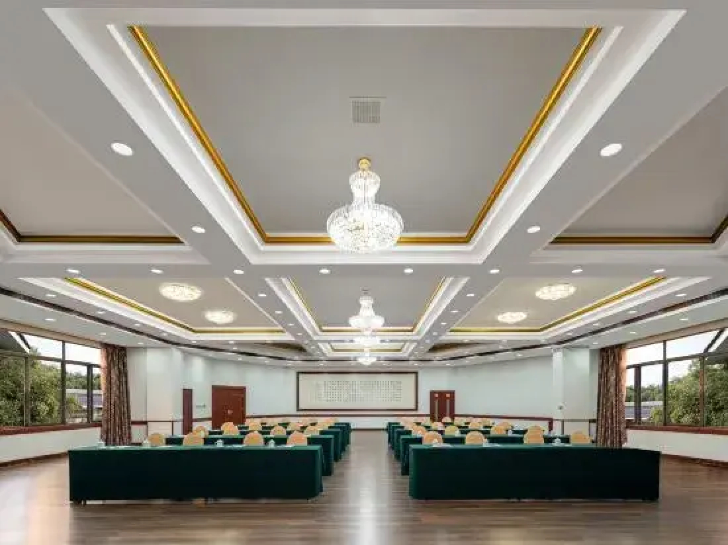 Ze Lin Hill-view Hotel