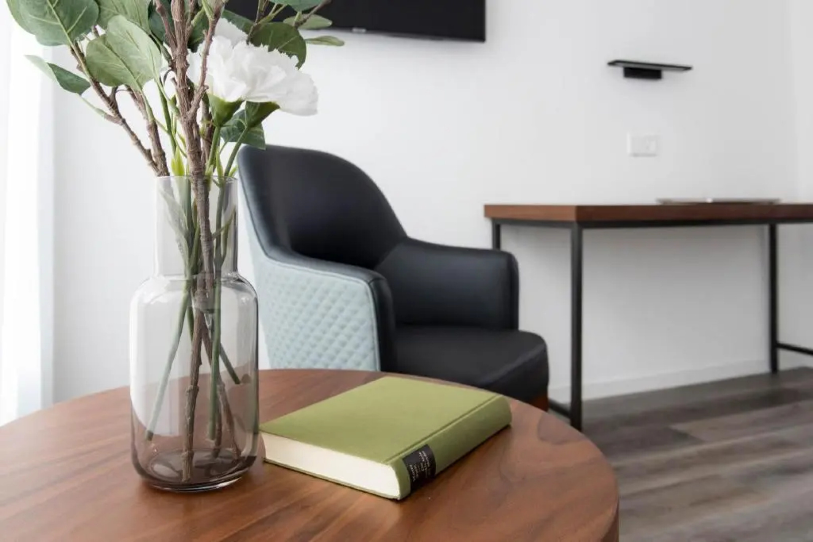 K BUSINESS Apartments & Hotel