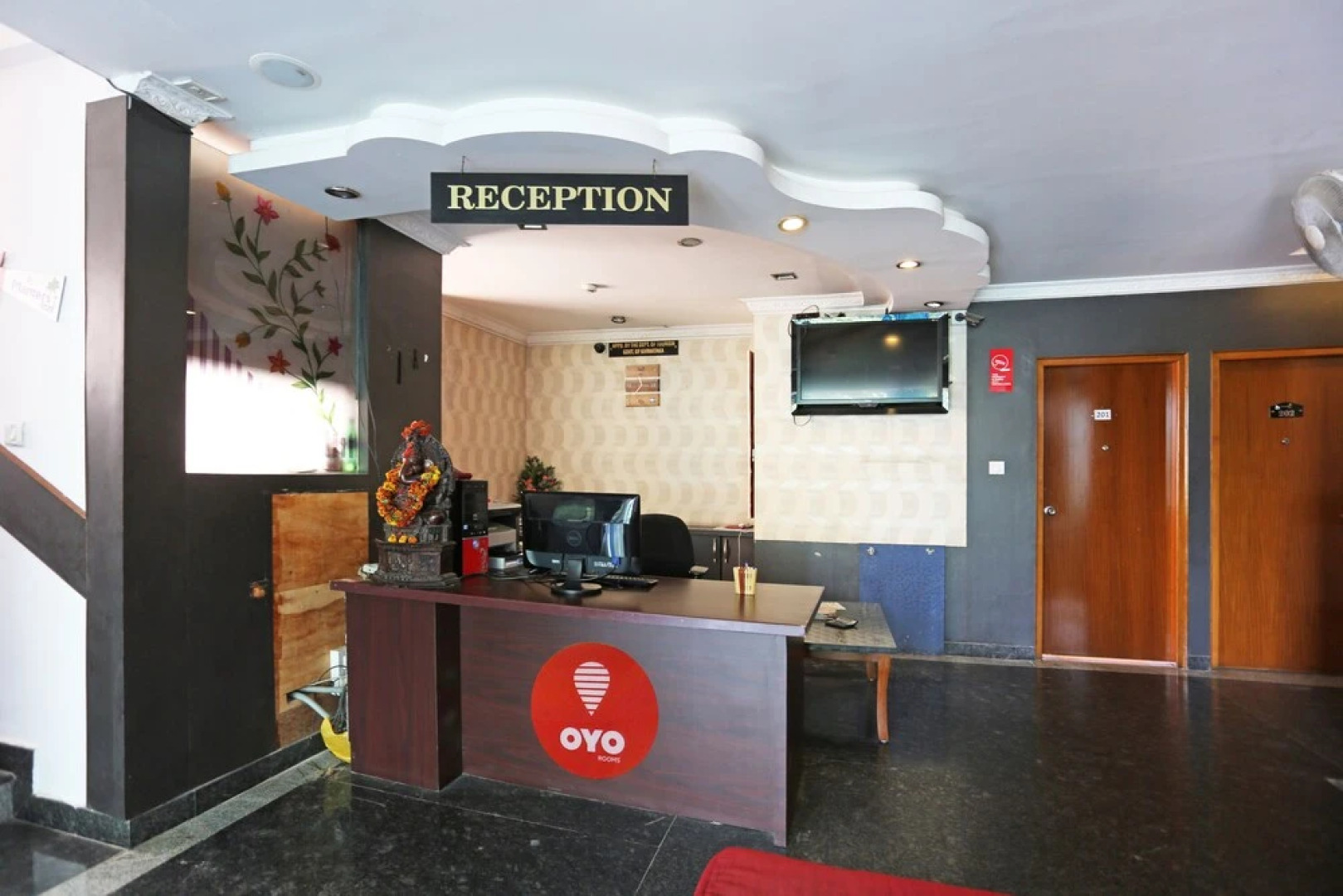 OYO 7570 Near KSRTC Bus Stand