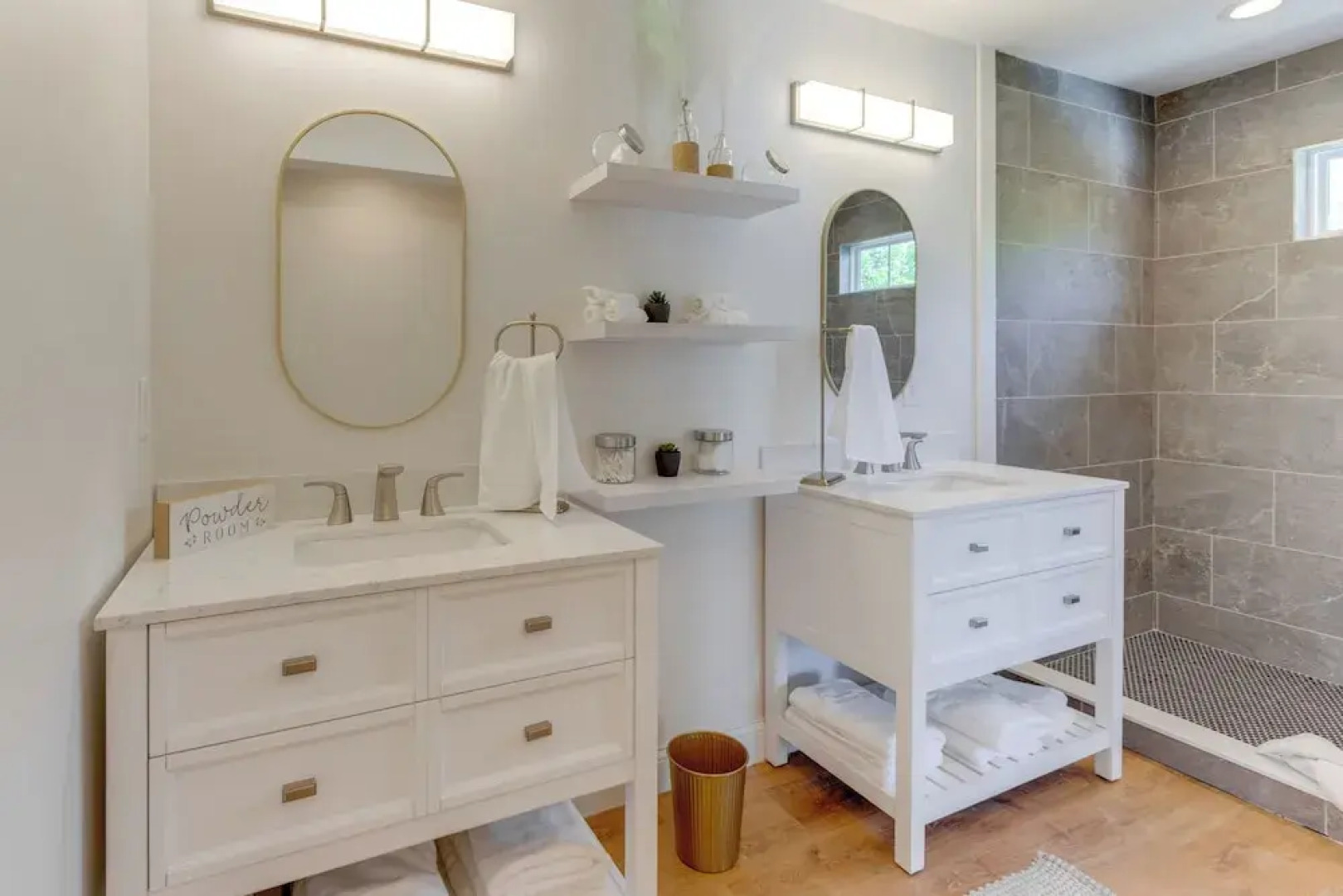 Steps to Buckeye Lake: Family-friendly Home