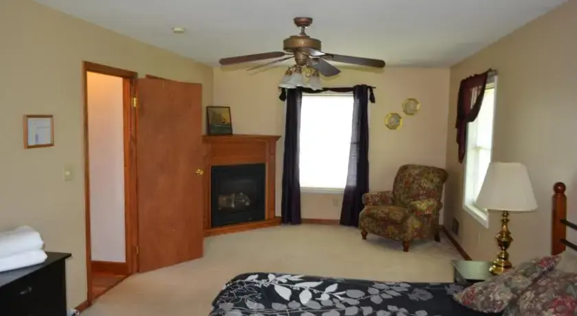 Lake View Paradise - Goodyear Lake