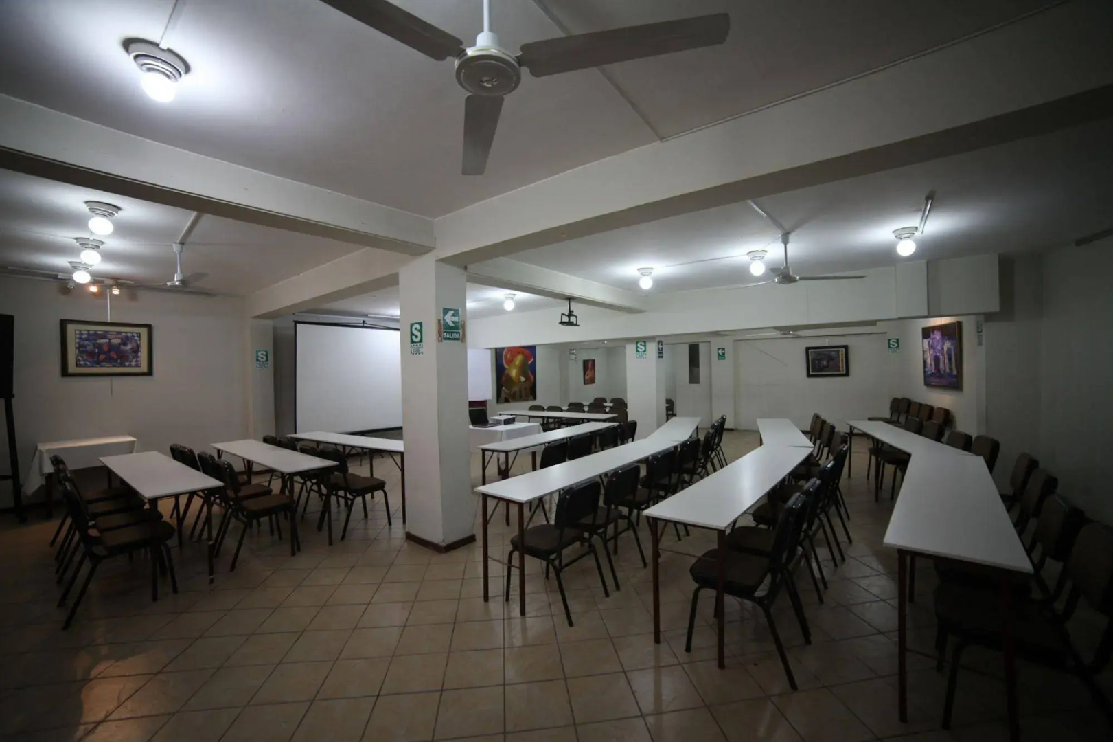 Hotel Corregidor by Cassana