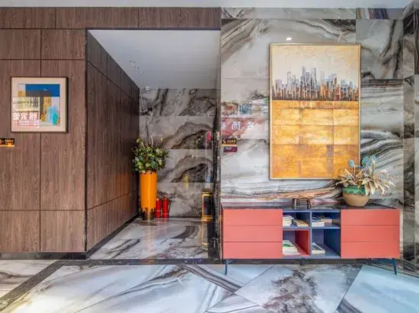 Huayuan Hotel (Maguan County Government Anping Square Branch)