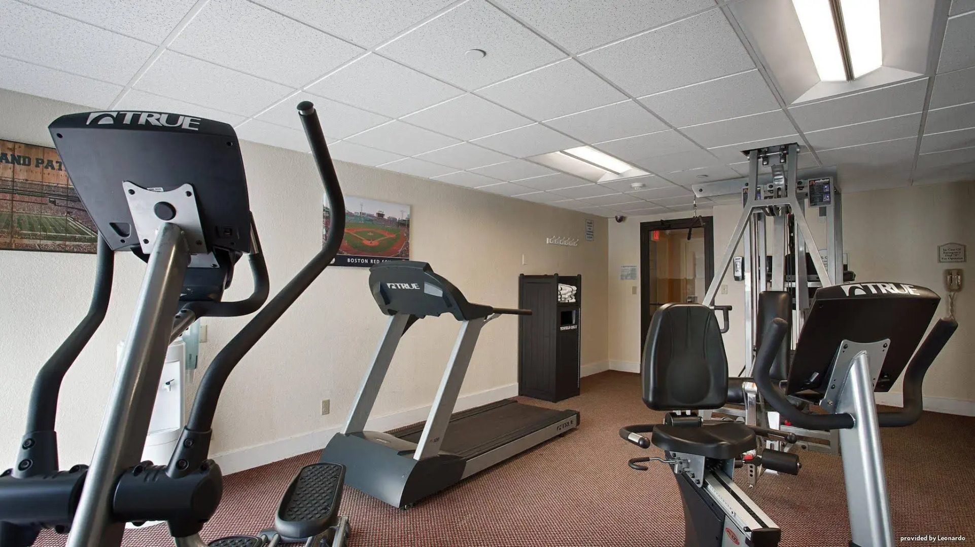 Best Western Plus New Englander