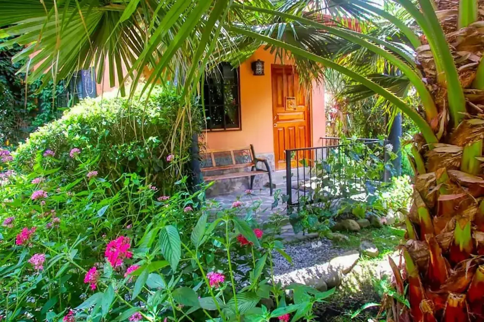 Boquete Garden Inn Hotel