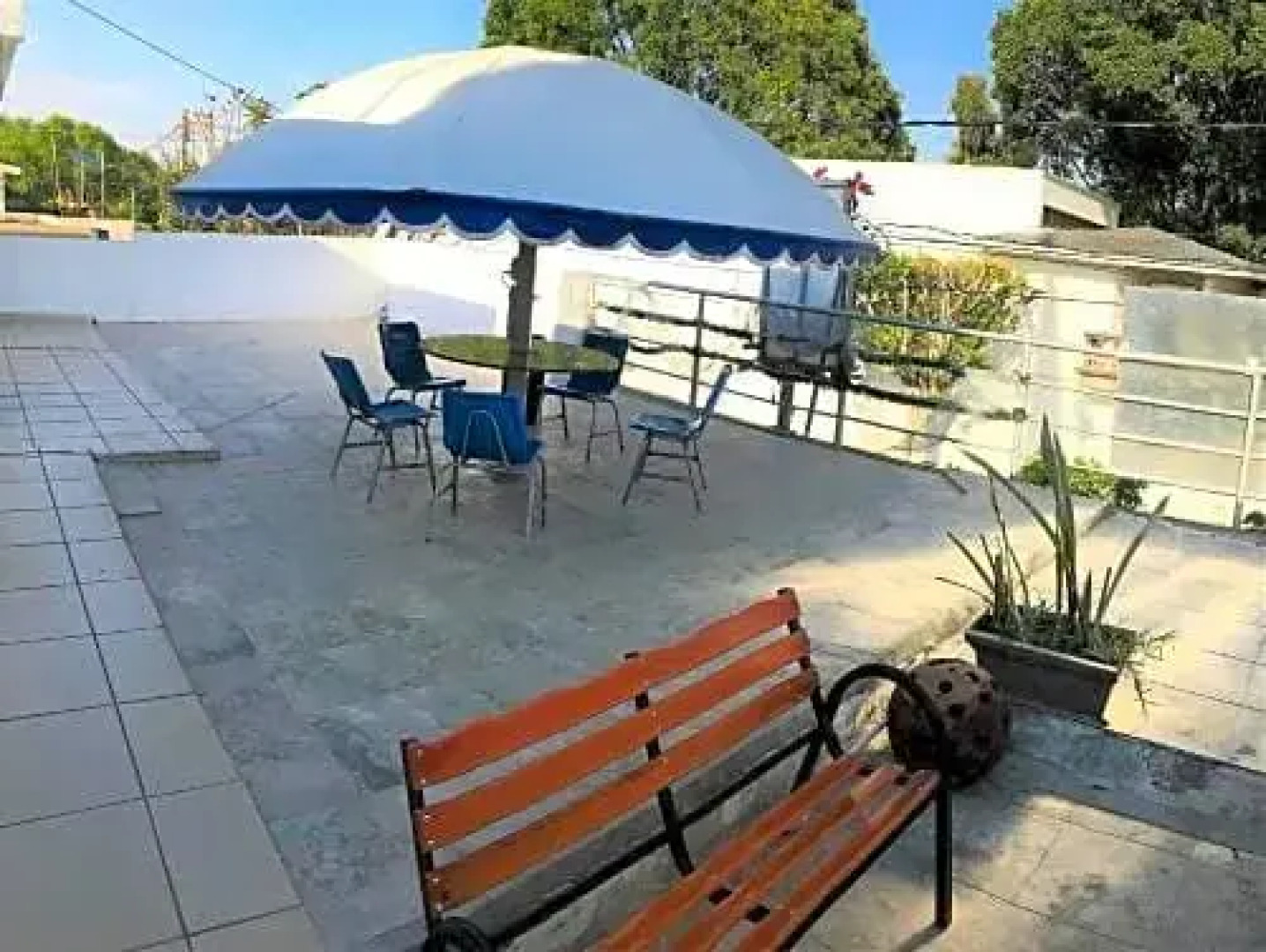 Ricardo Curiel Amueblados Verdi