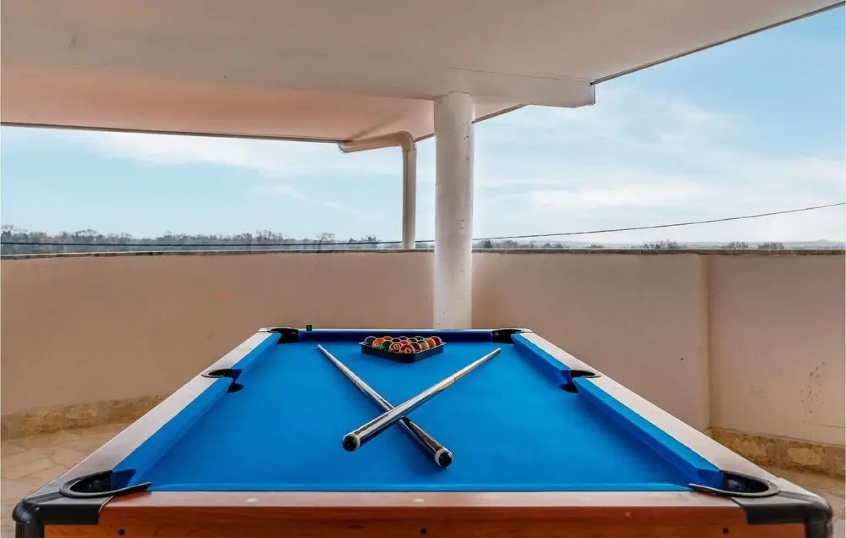 Awesome Home in Valtursko Polje With Wifi and 12 Bedrooms