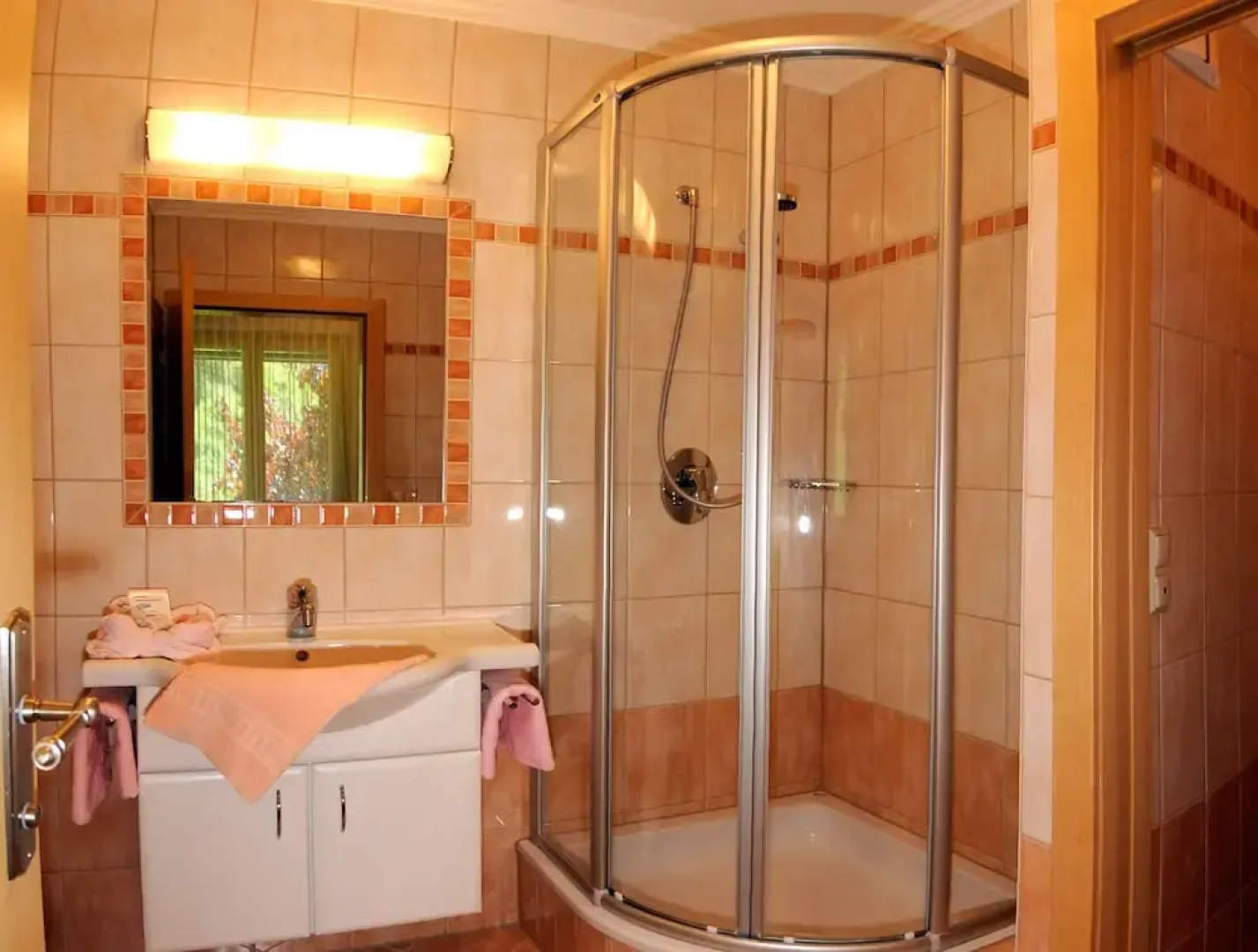 Gasthof Pension Appartements Zur Gams