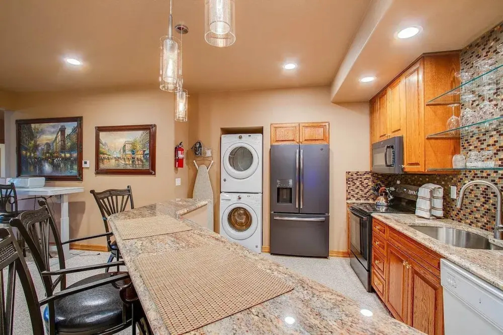 3bdwhere the Foxes Runluxurious, Usaf Academy