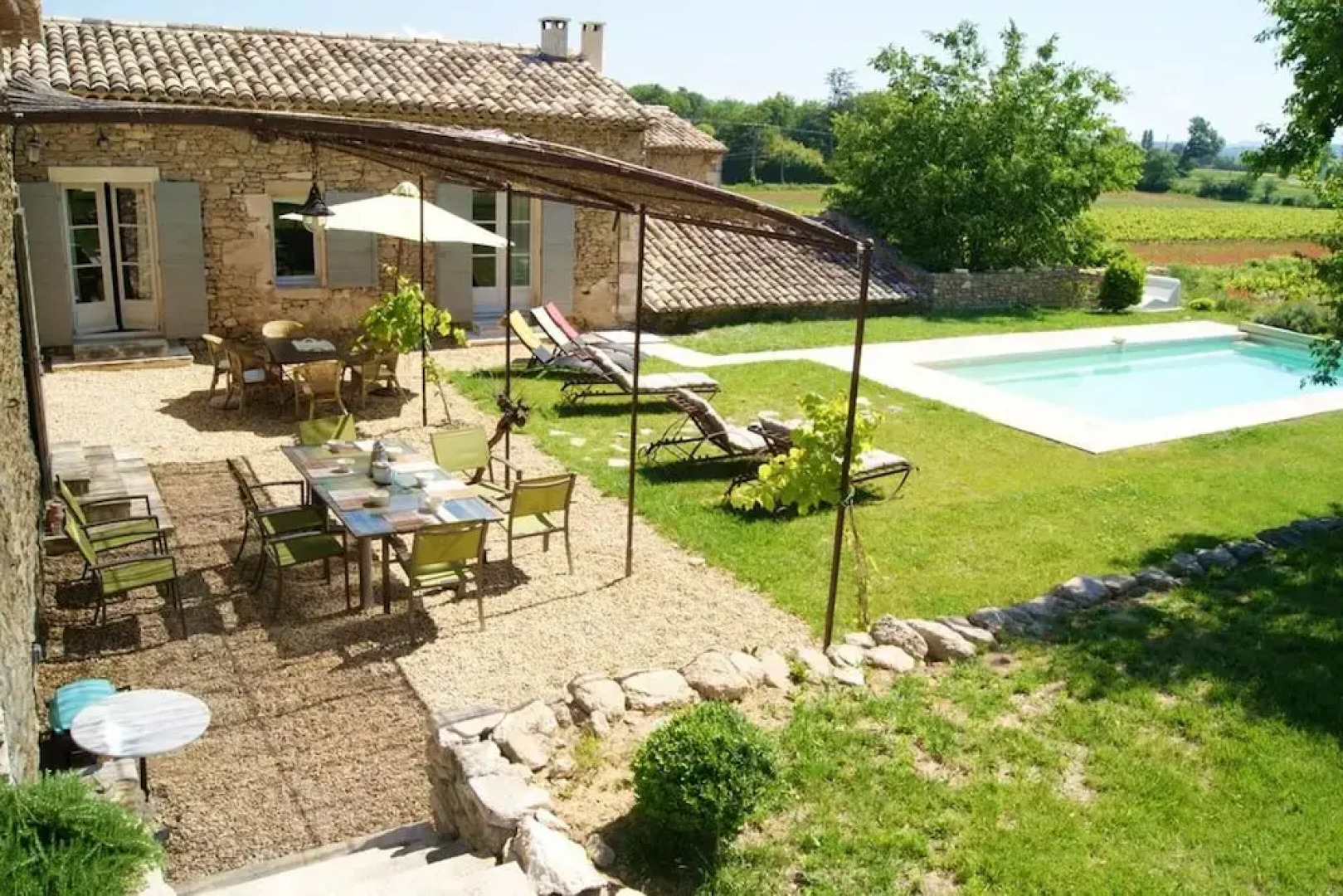 Villa With 5 Bedrooms in Oppède, With Wonderful Mountain View, Private