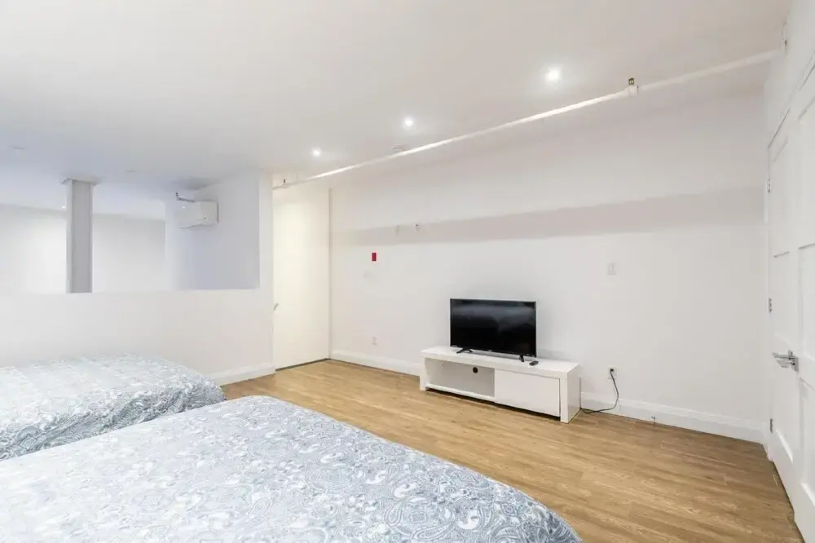 2 Storey Loft Gym Free Parking