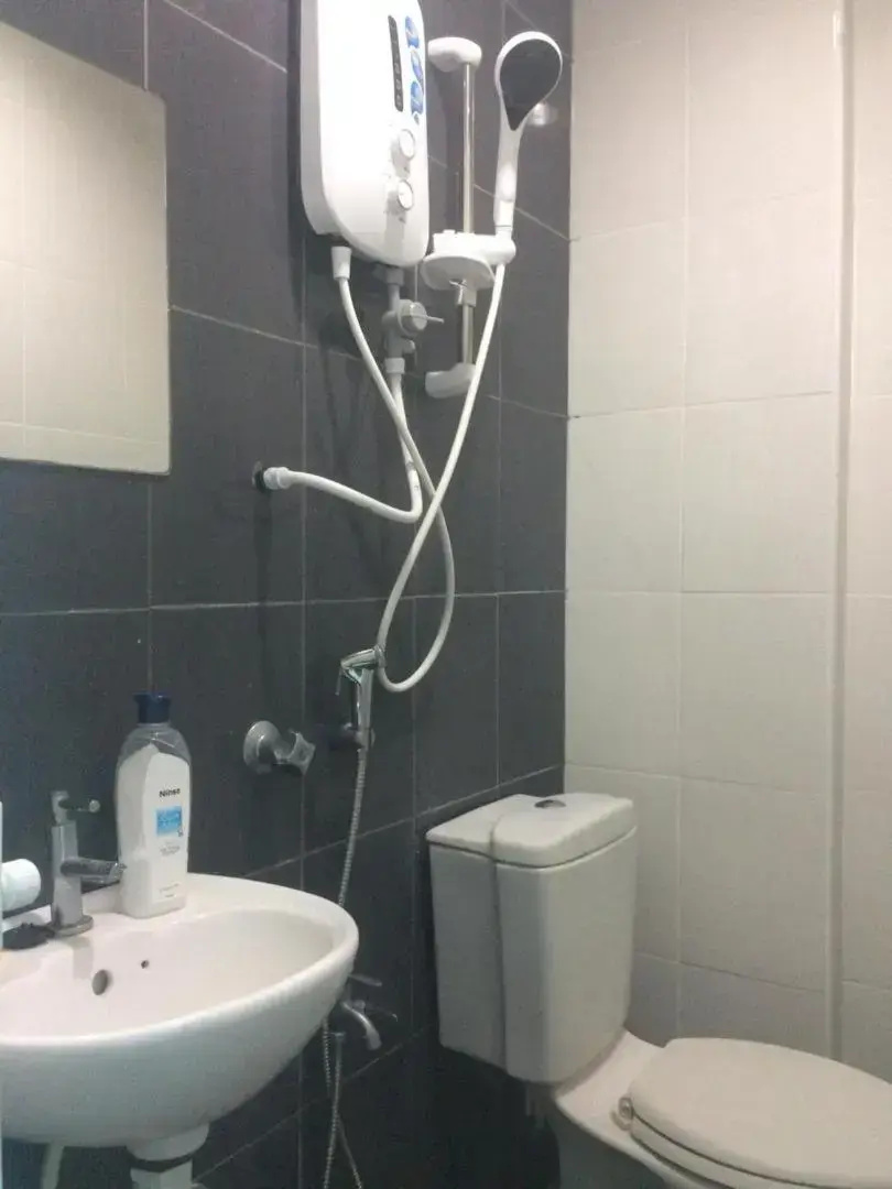 OYO 89902 Semerah Suites Homestay