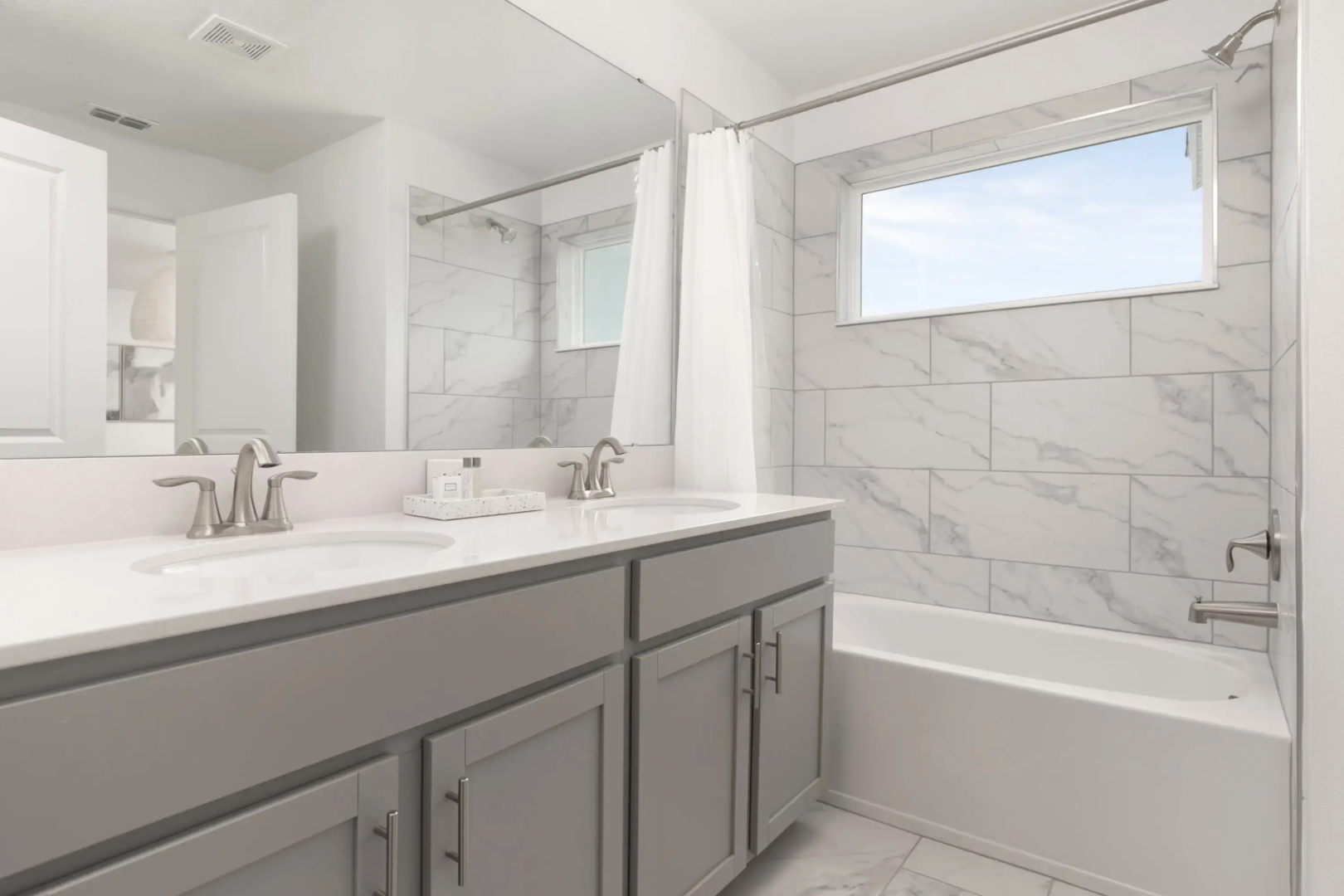 New Luxury Townhome with private pool near Disney