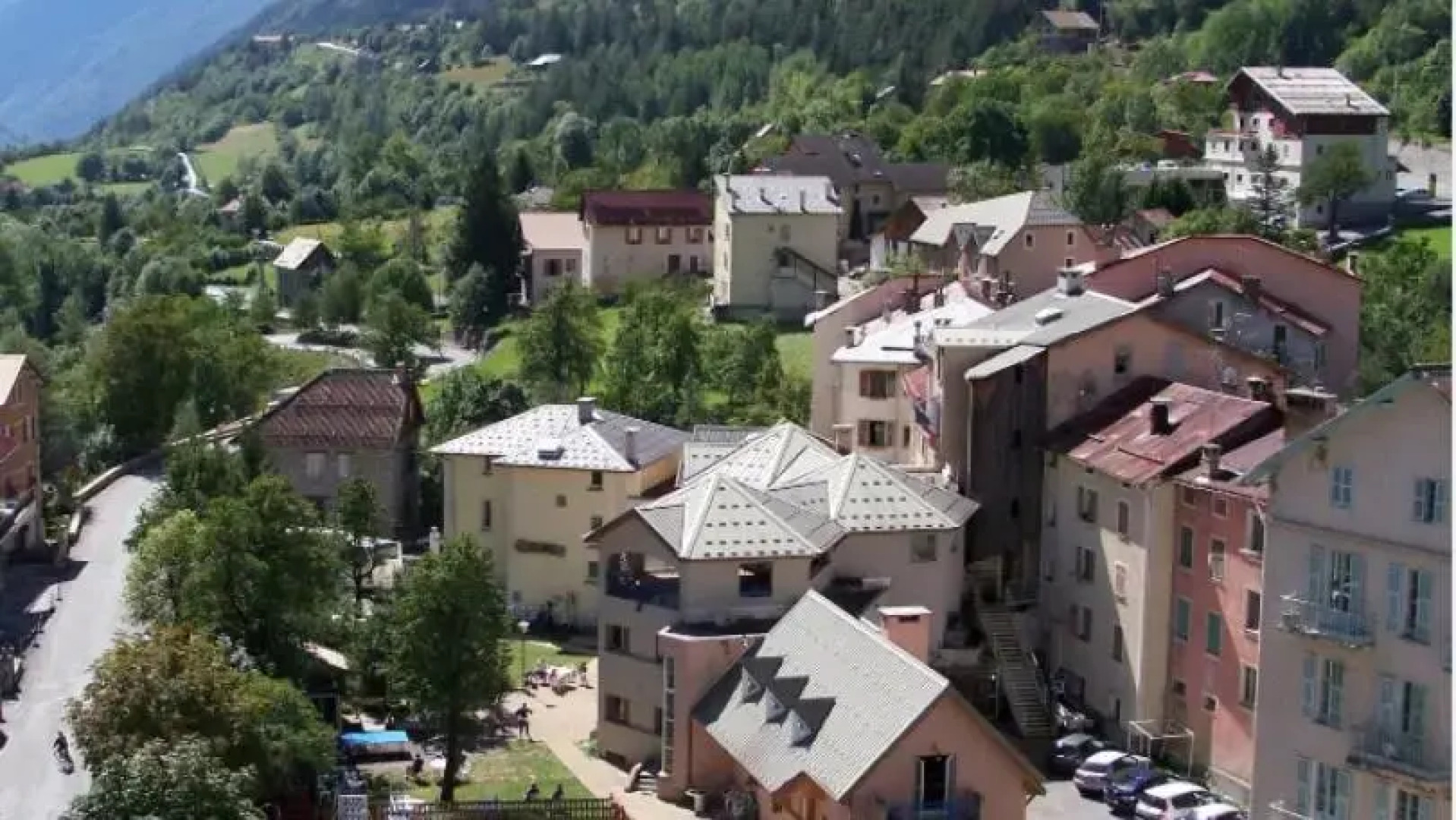 2 pièces centre village