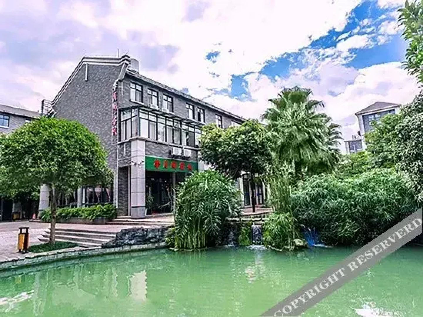 Xinyuege Inn