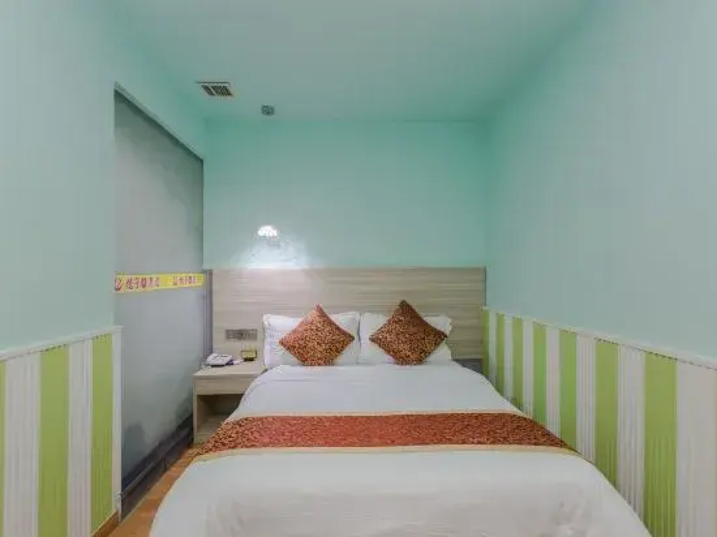 Meishan Mengjuge Hotel