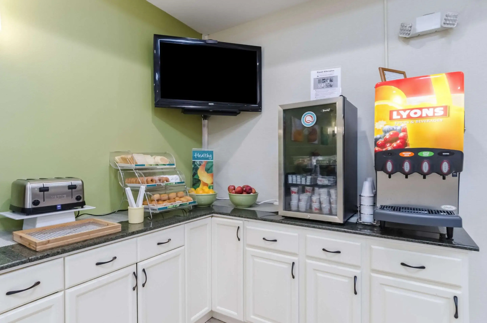 Quality Inn West Springfield