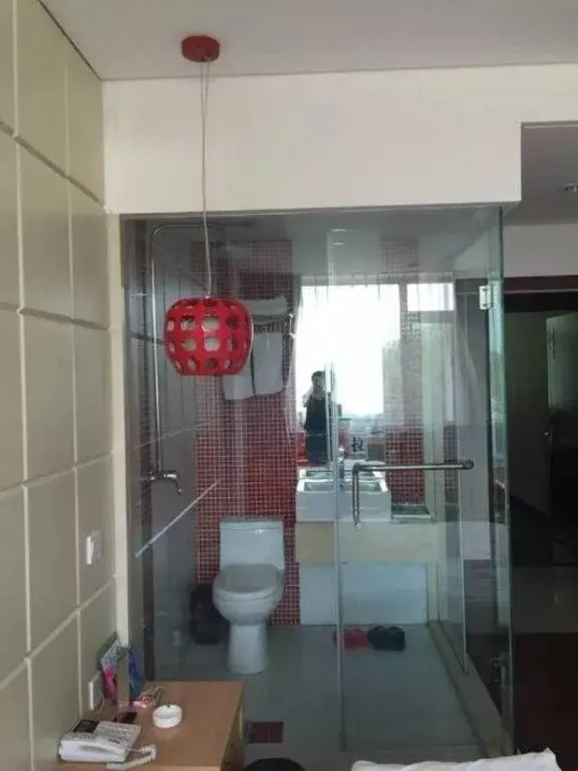 Apple Fashion Theme Hotel