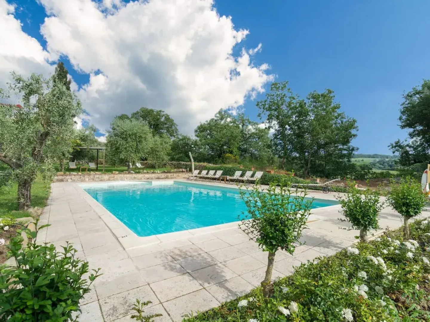 Pleasant Farmhouse in Rapolano Terme With Swimming Pool