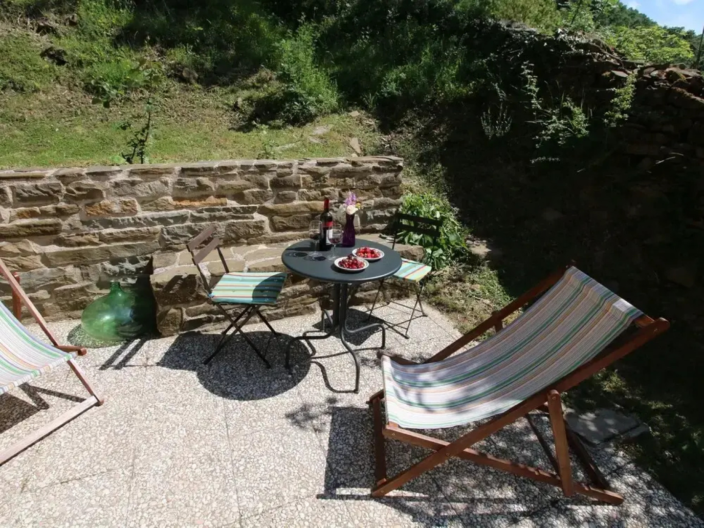 Rustic Country House in the Hills and Forests With Swimming Pool