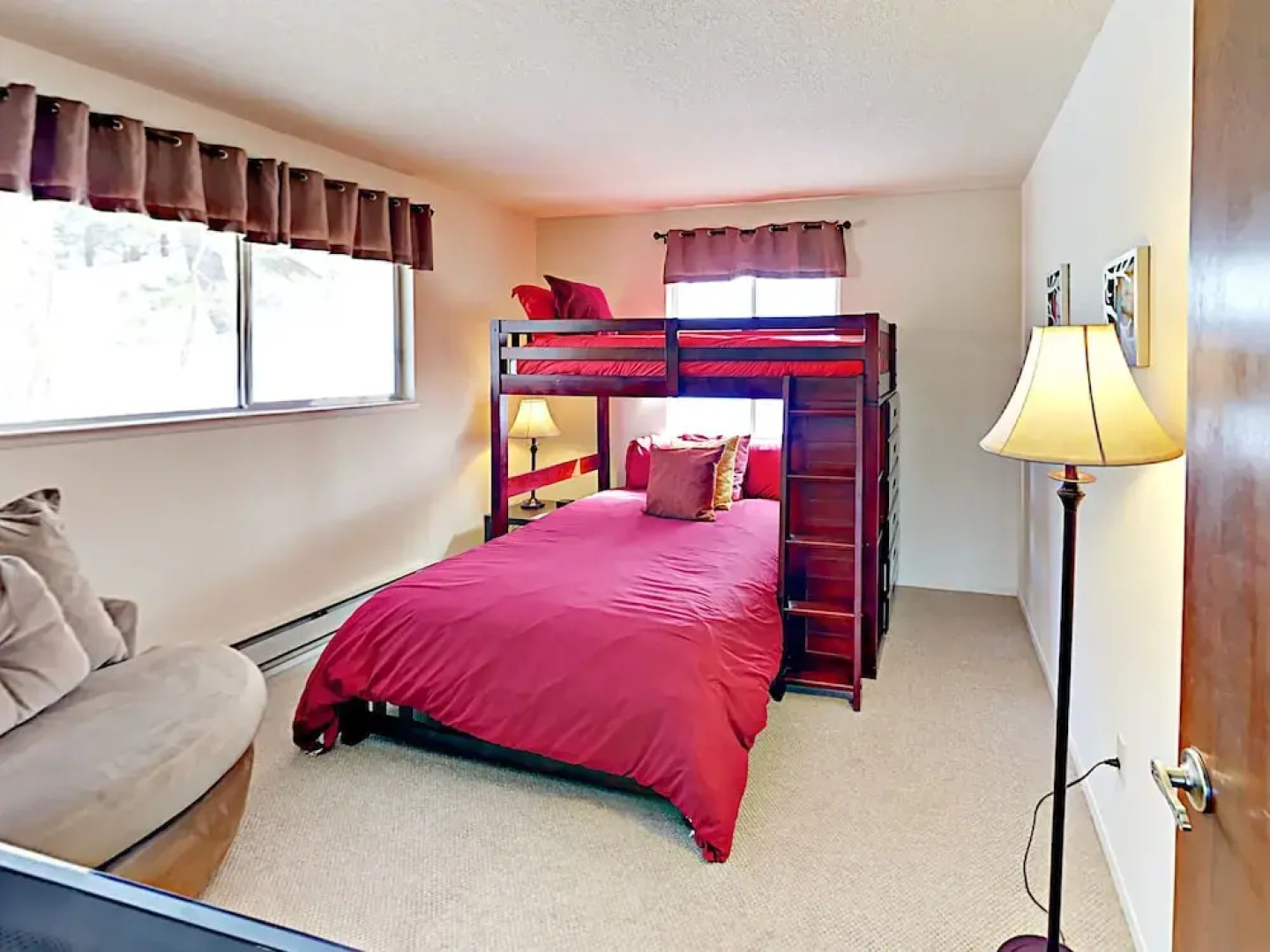 415 Bayview Dr Home 2 Bedrooms 2 Bathrooms Home