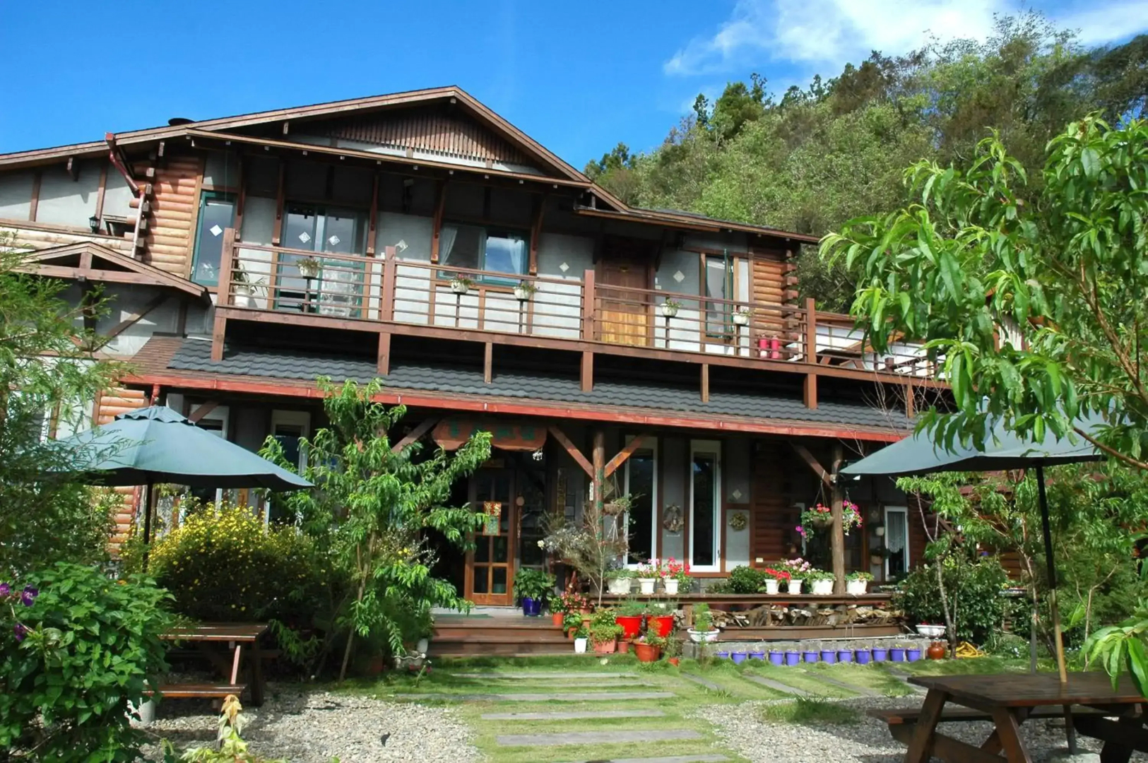 Shiyai Taoyuan B & B