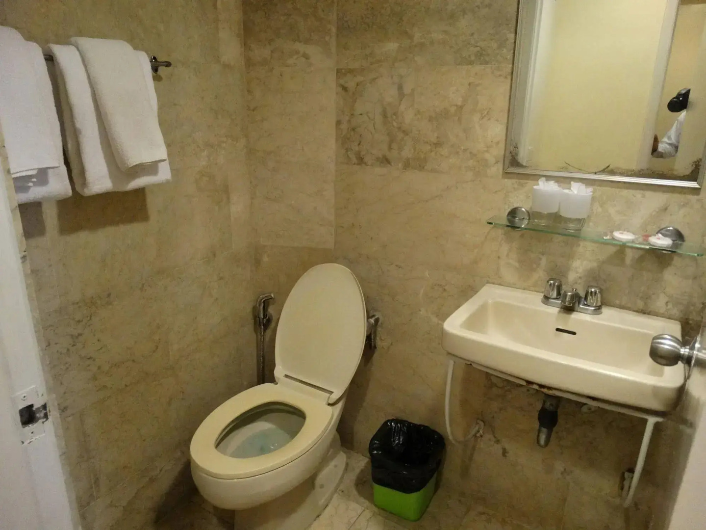 Cherry Blossoms Hotel