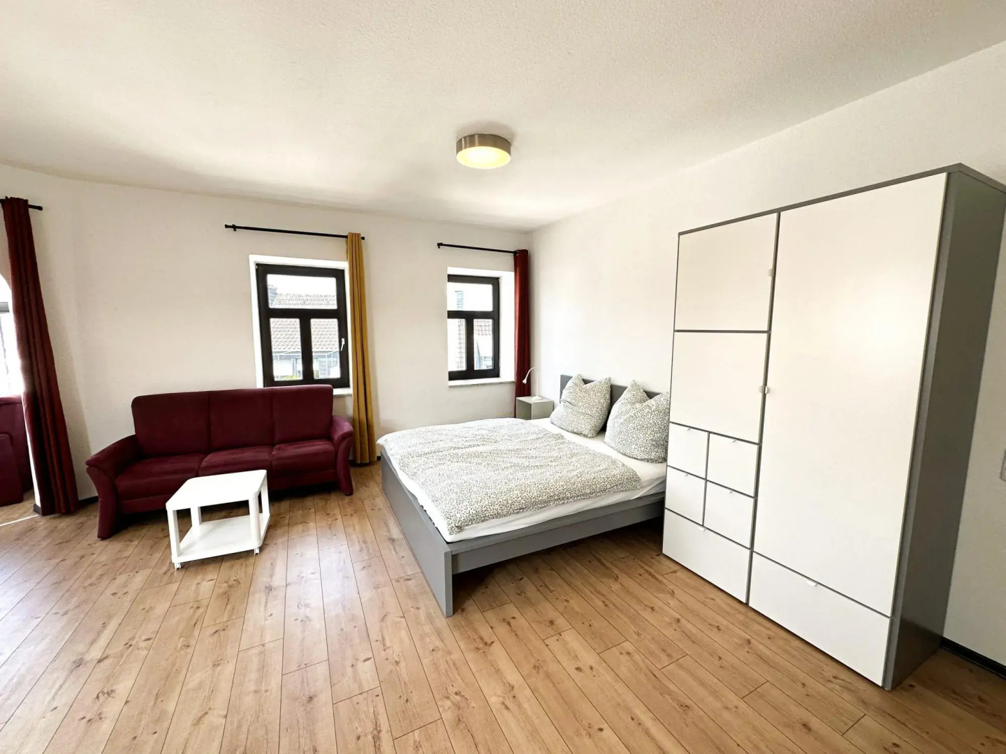 Cozy City-Center Apartment with Modern Amenities in Historic Brühl