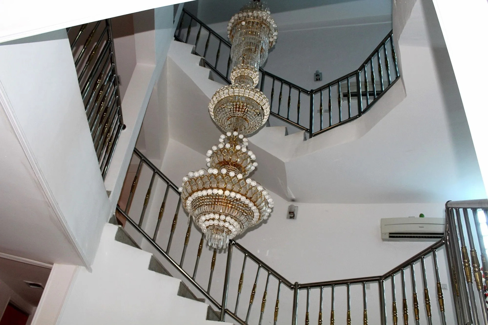 Springpark Yaad Hotel