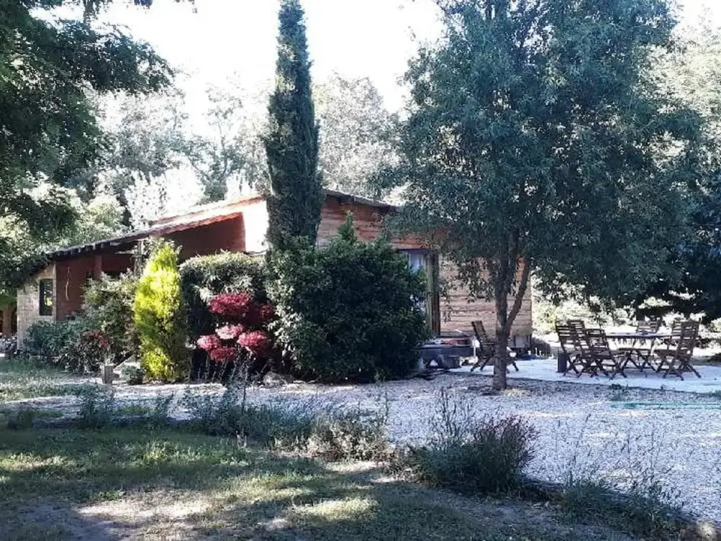 Chalet with 3 Bedrooms in Roquemaure, with Private Pool, Enclosed Garden And Wifi