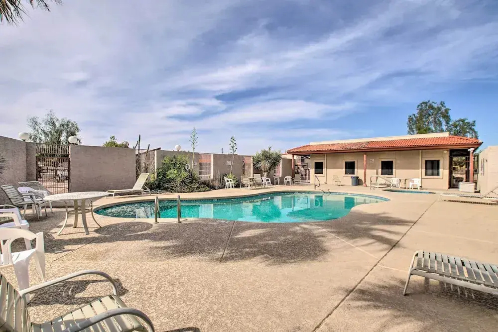 Pool Access: Mtn-view Condo in Apache Junction!