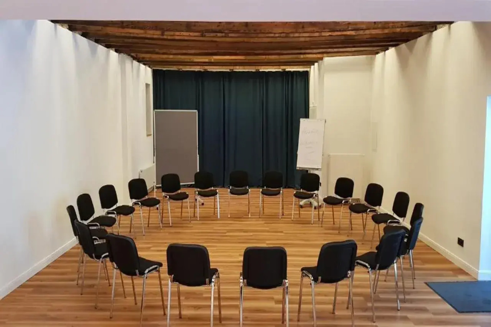 Nikii Boutique Hotel