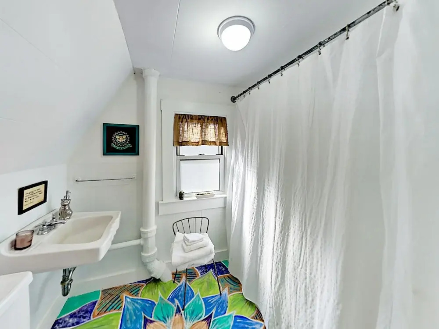 Unique Getaway Near National Forest - 4 Br Home