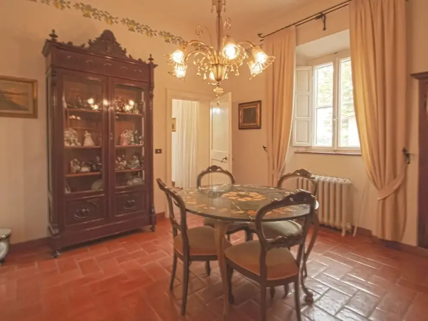 Villa La Guardia Vecchia Crespina Lorenzana