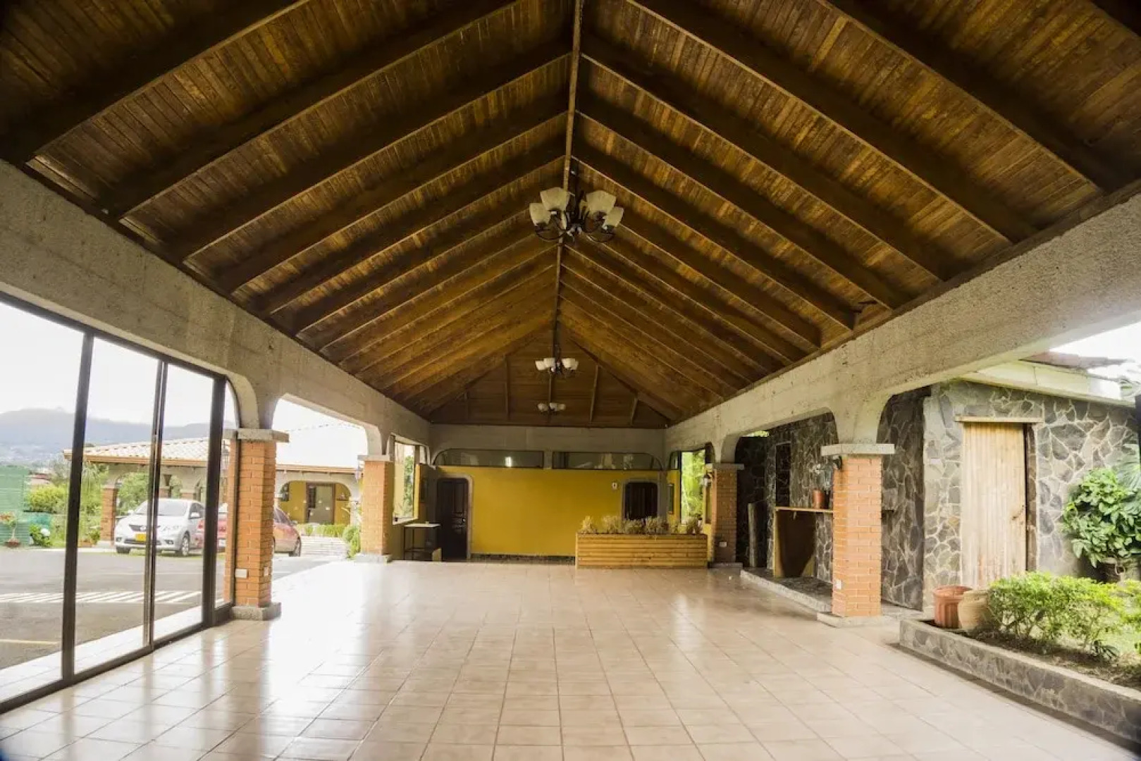 Ananta Wellness & Retreat