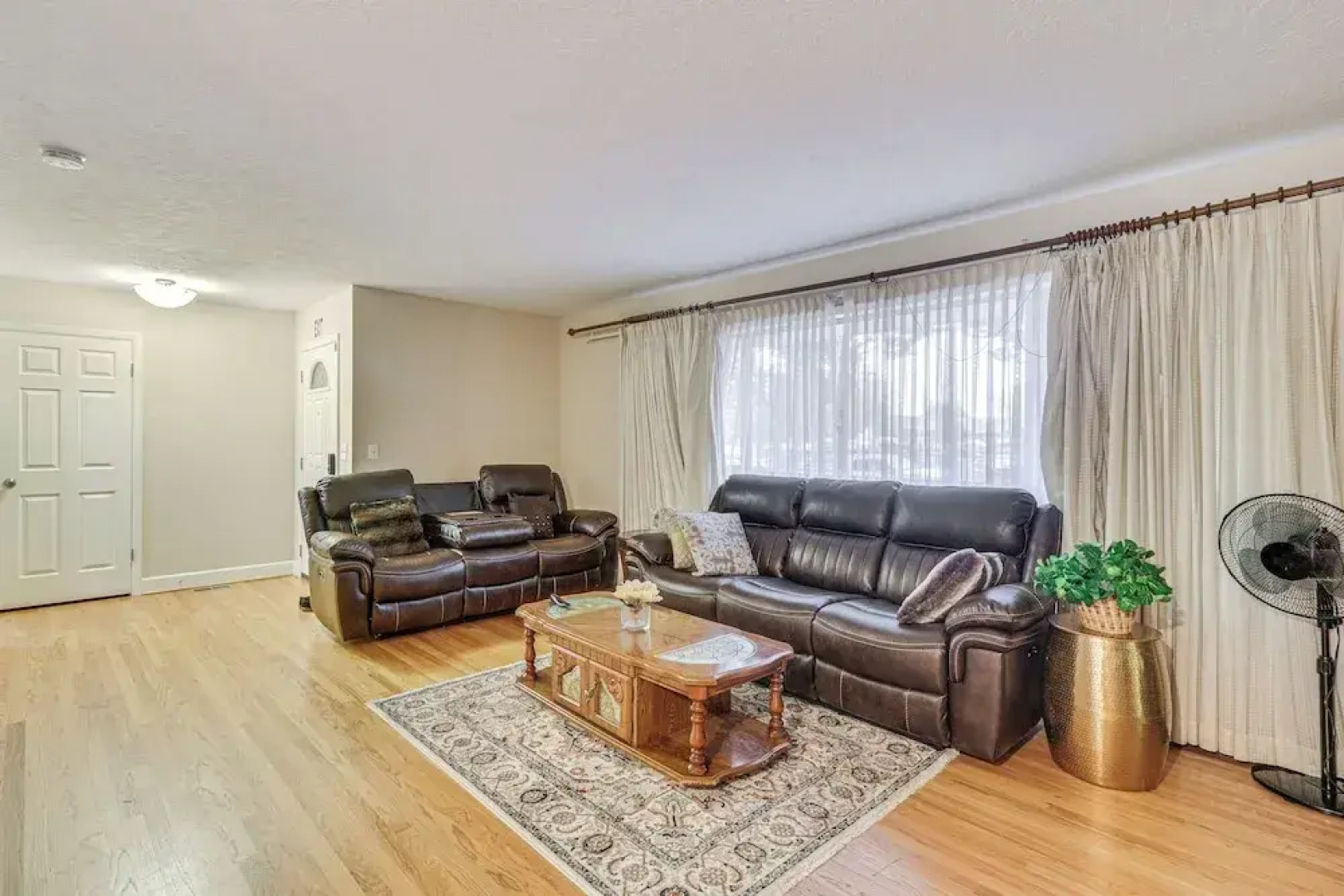 Spacious Portland Area Home w/ Fenced Yard