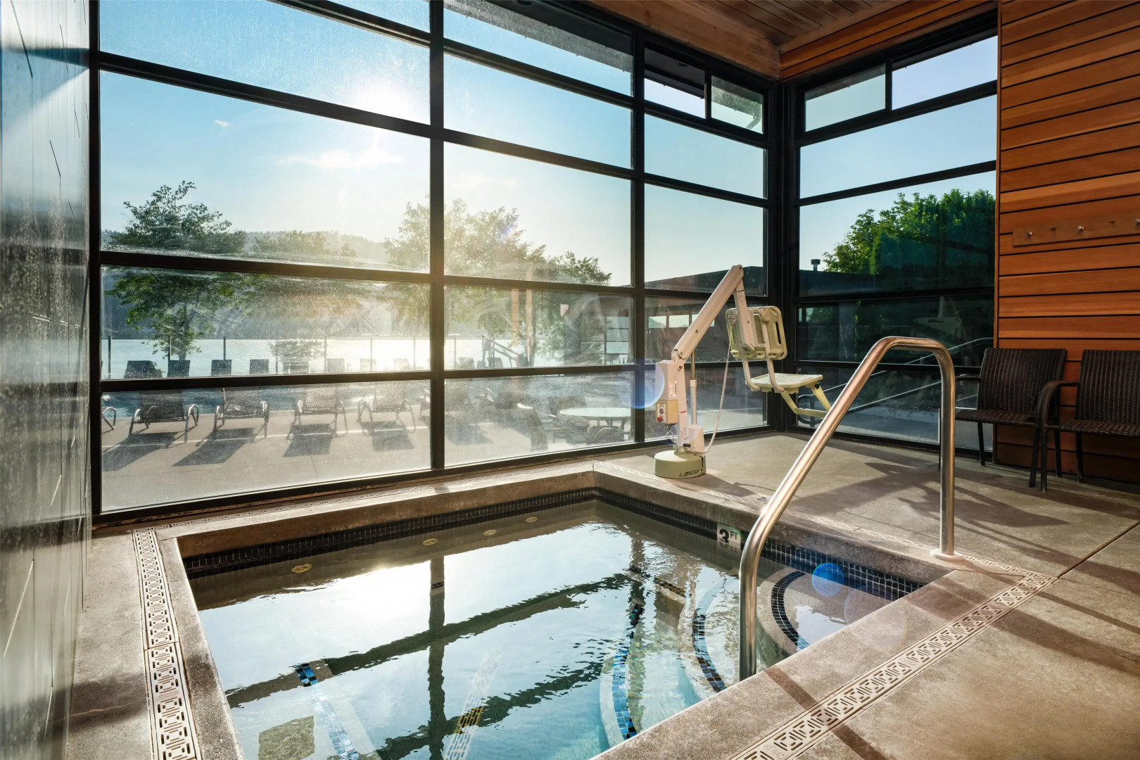 Best Western Plus Hood River Inn