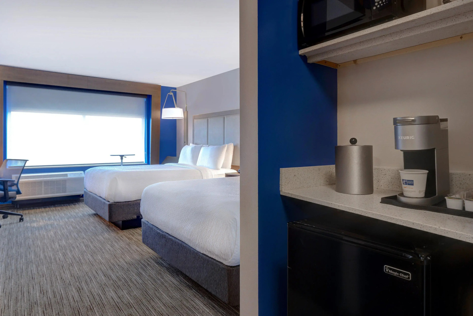 Holiday Inn Express & Suites Detroit Dearborn by IHG