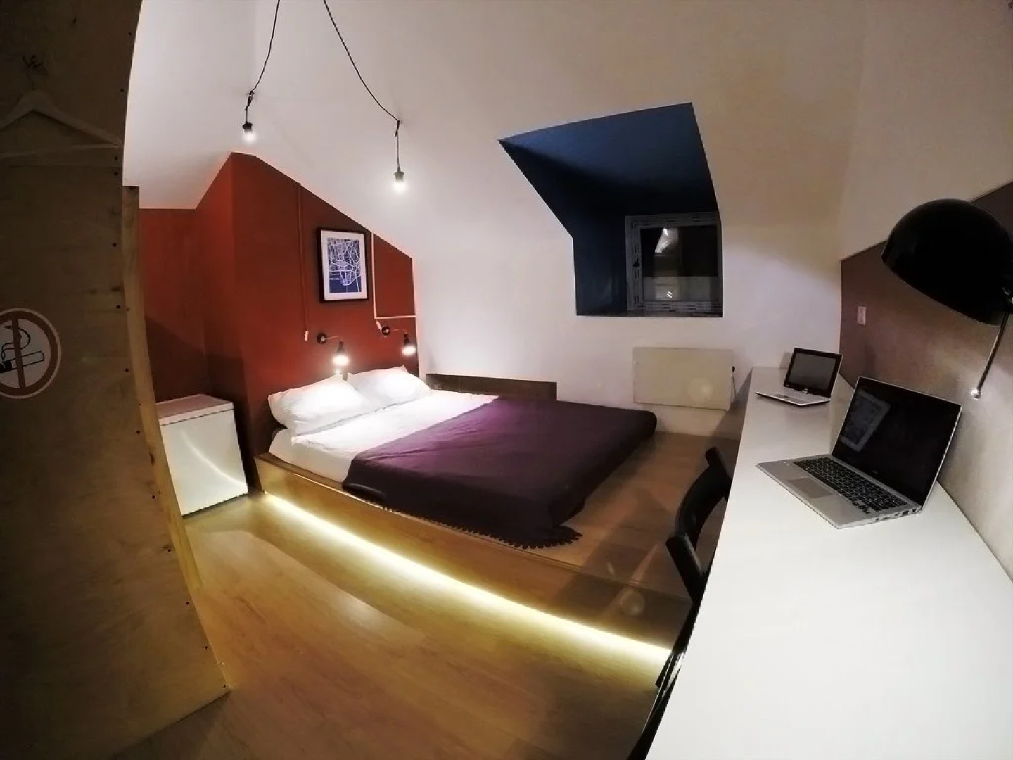 HQ Hostel