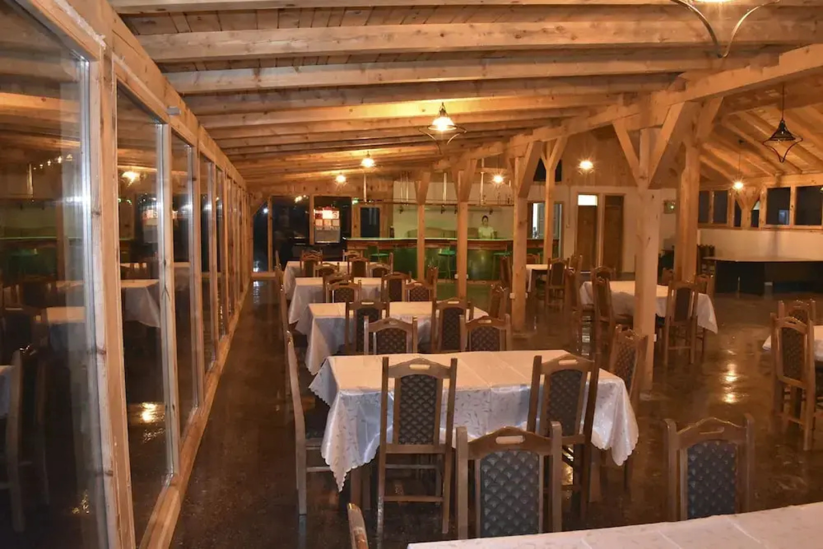 Tara Inn Resort - Campsite