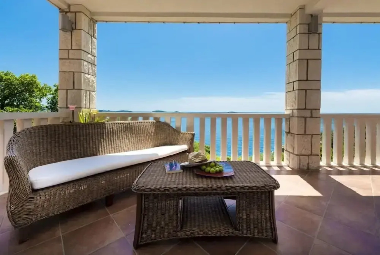 Luxury - Amazing Seaview - H