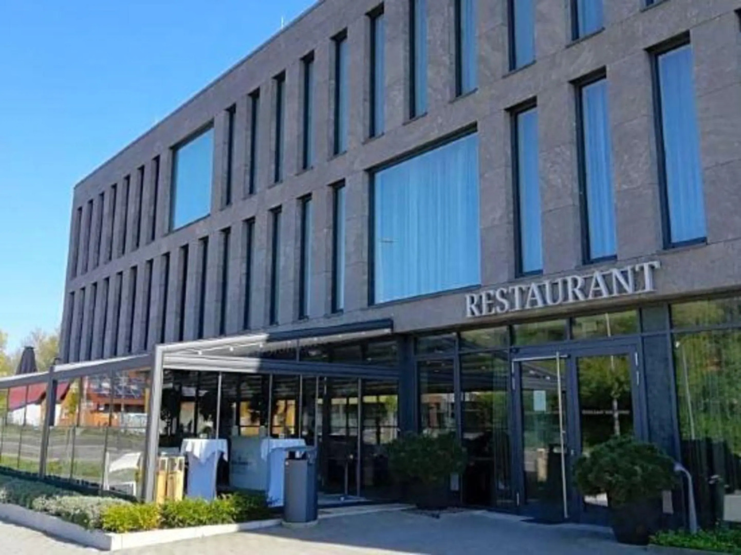 Hotel Eislinger Tor & Restaurant Sandy's No1