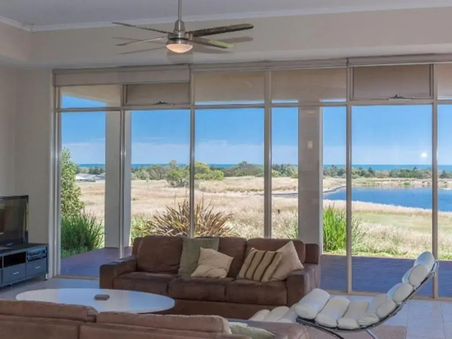 Golfers Paradise (18th Tee) - 52 Huntingdale Drive