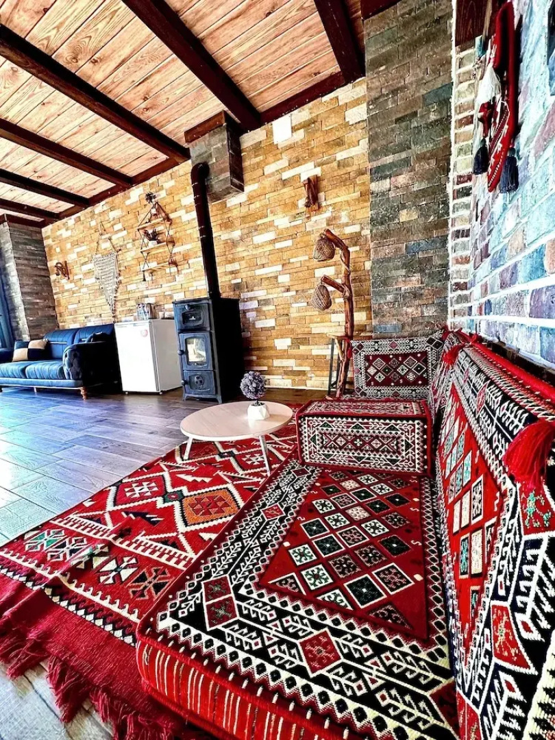 Yeşilsu taş konağı