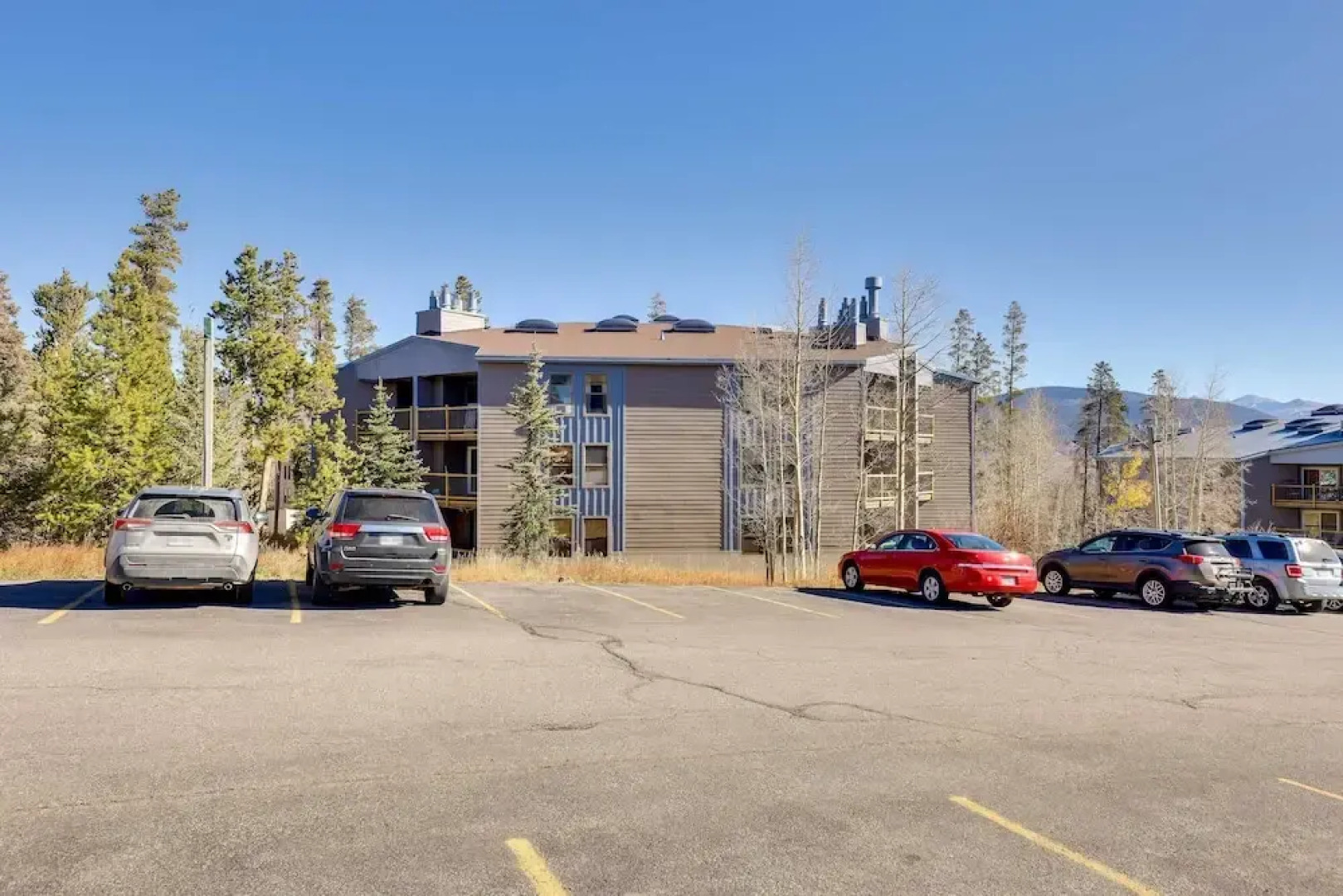 Mtn-view Condo w/ Community Perks in Silverthorne