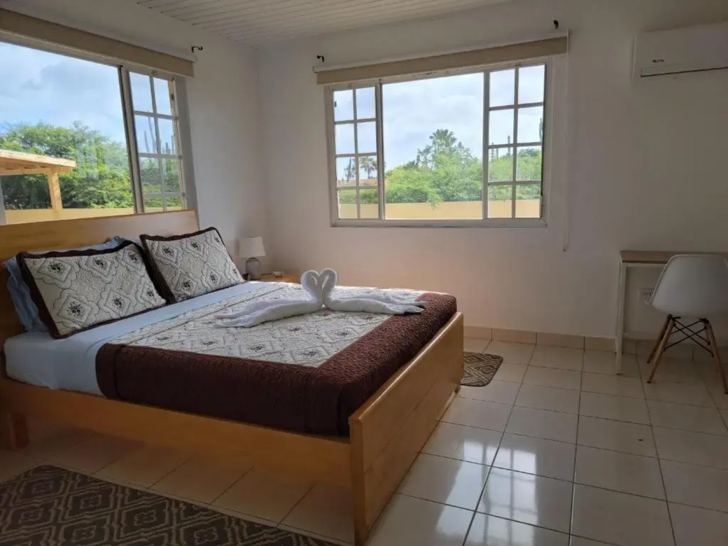 Roncado Cheerful-3 Bedroom Home Aruba