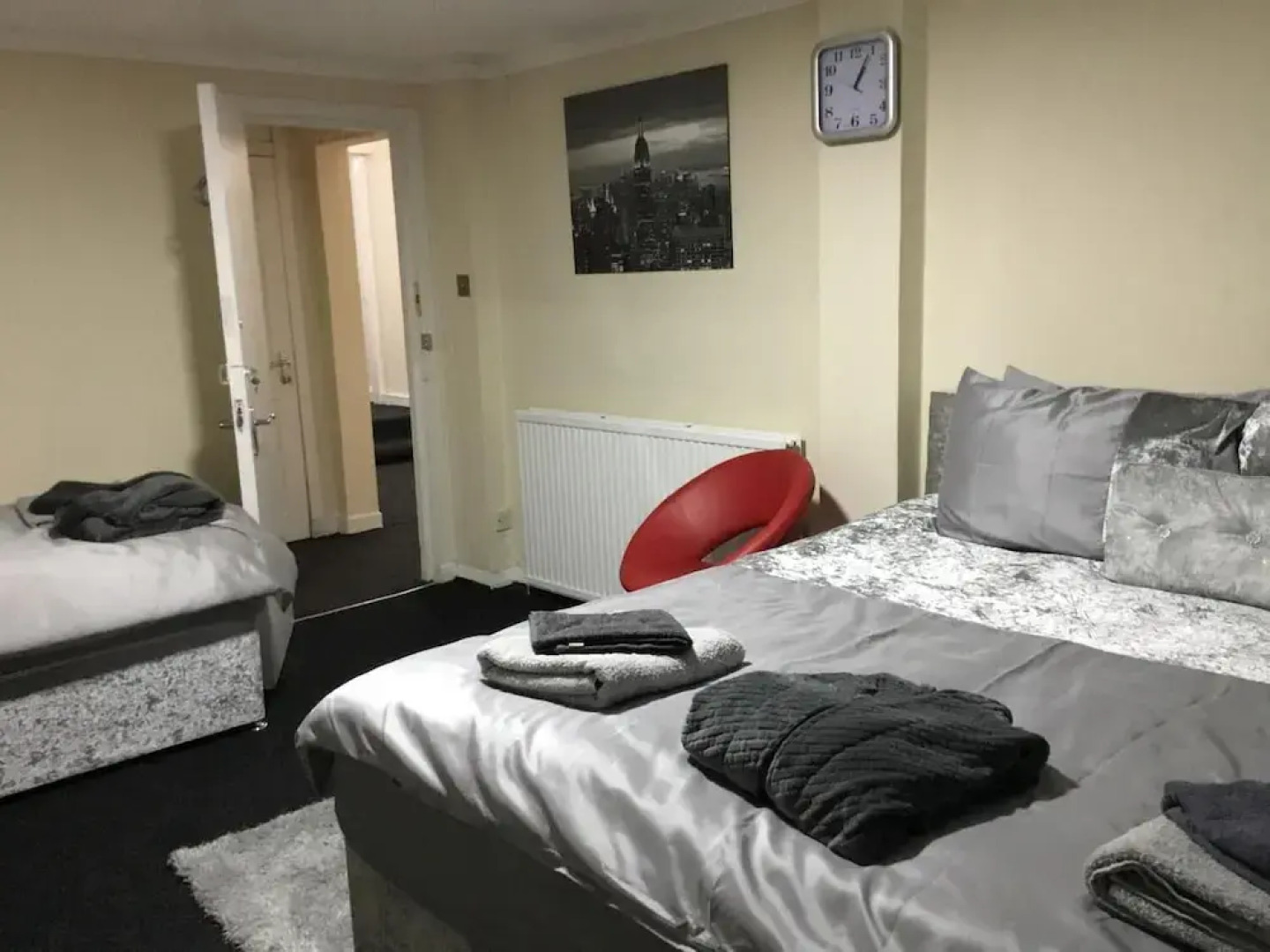 Broadstone House near Glasgow Airport