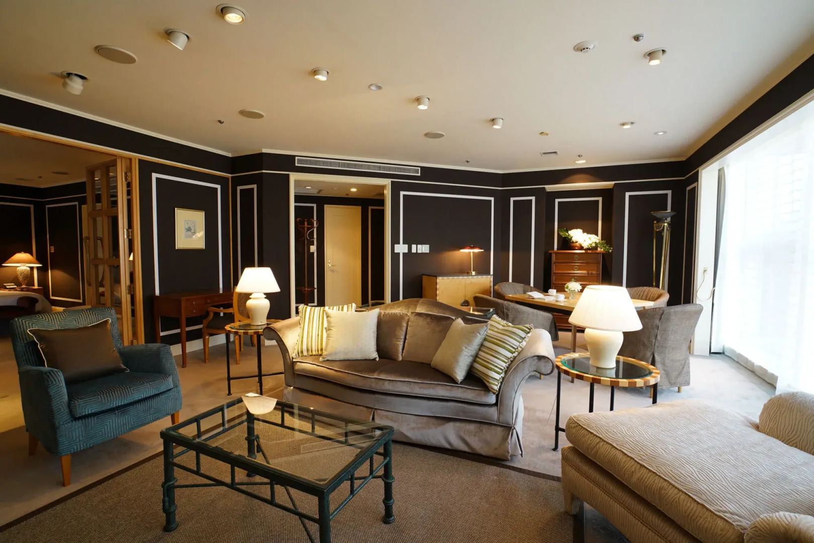 Отель Allamanda Aoyama